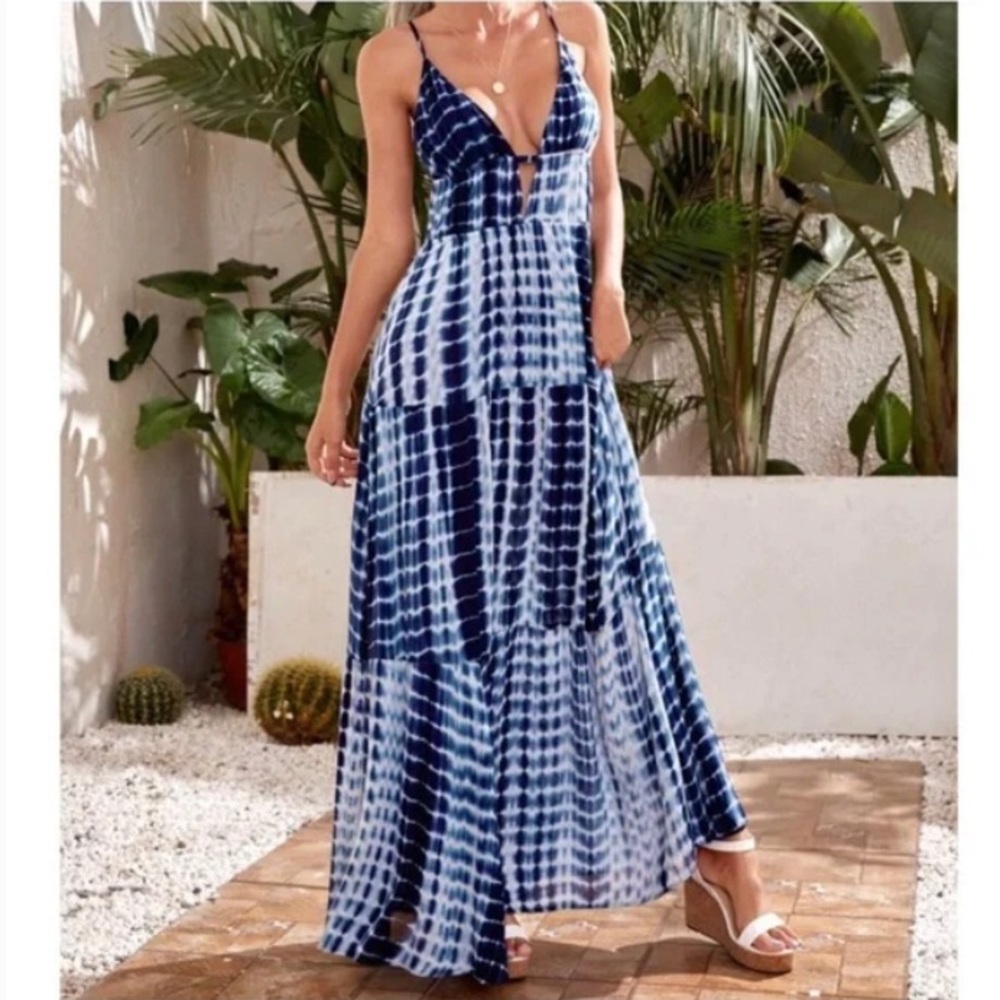 Boho Navy Blue Sexy White Tie Dye Cutout Maxi Dress - Picture 4 of 5